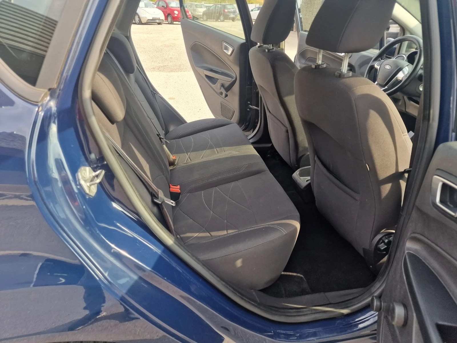Ford Fiesta 1.3 I  | Mobile.bg — изображение 15