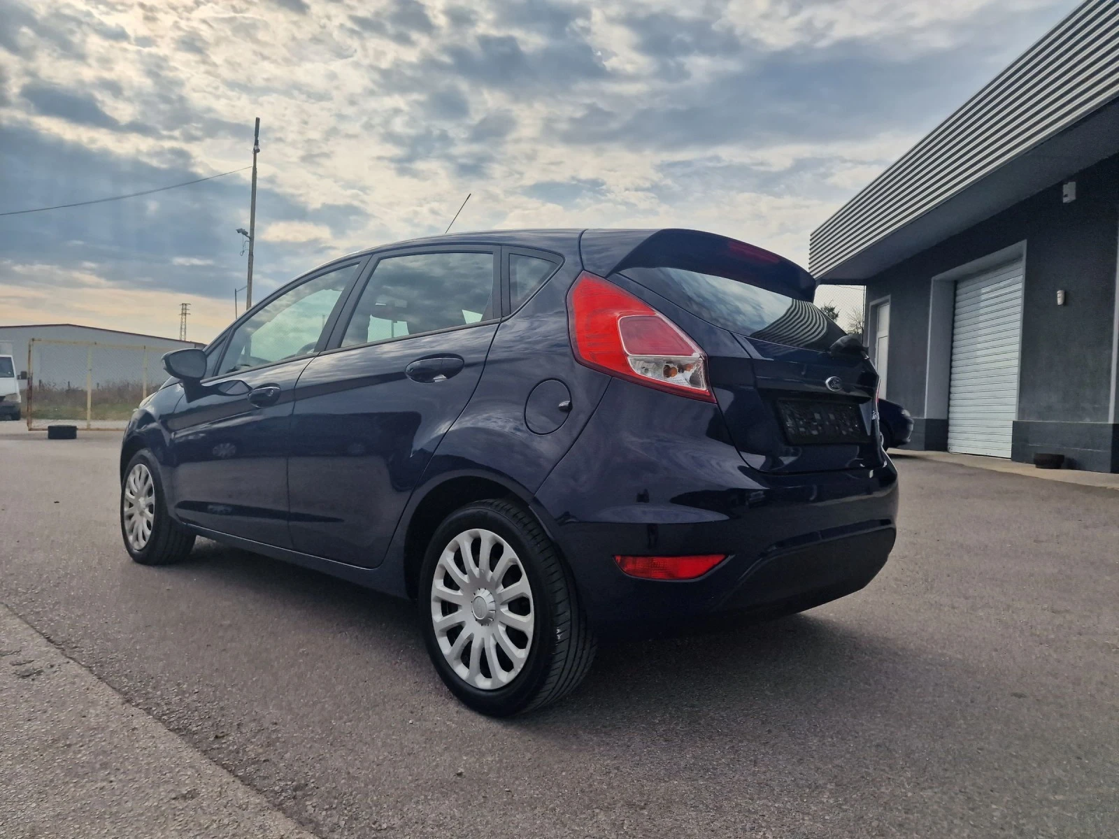 Ford Fiesta 1.3 I - изображение 4