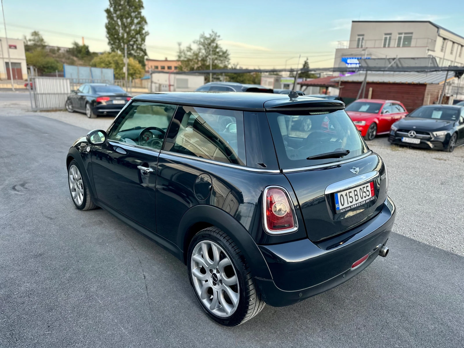 Mini Cooper 1.6D АВТОМАТ* КОЖА* КСЕНОН - изображение 3