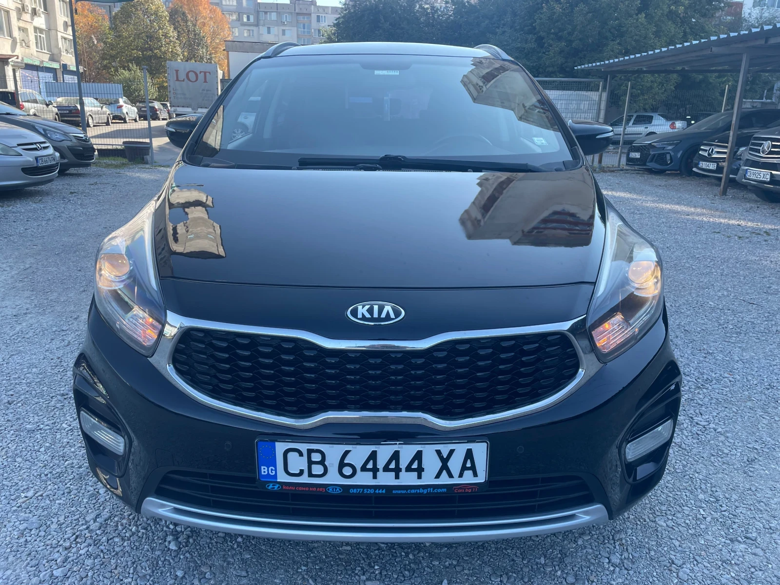 Kia Carens LPG 6+ 1 Места - изображение 5