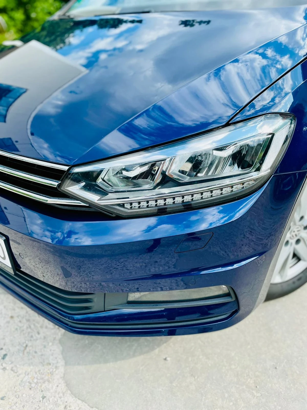 VW Touran Регистрирана , с платена гражданска за една година - изображение 4