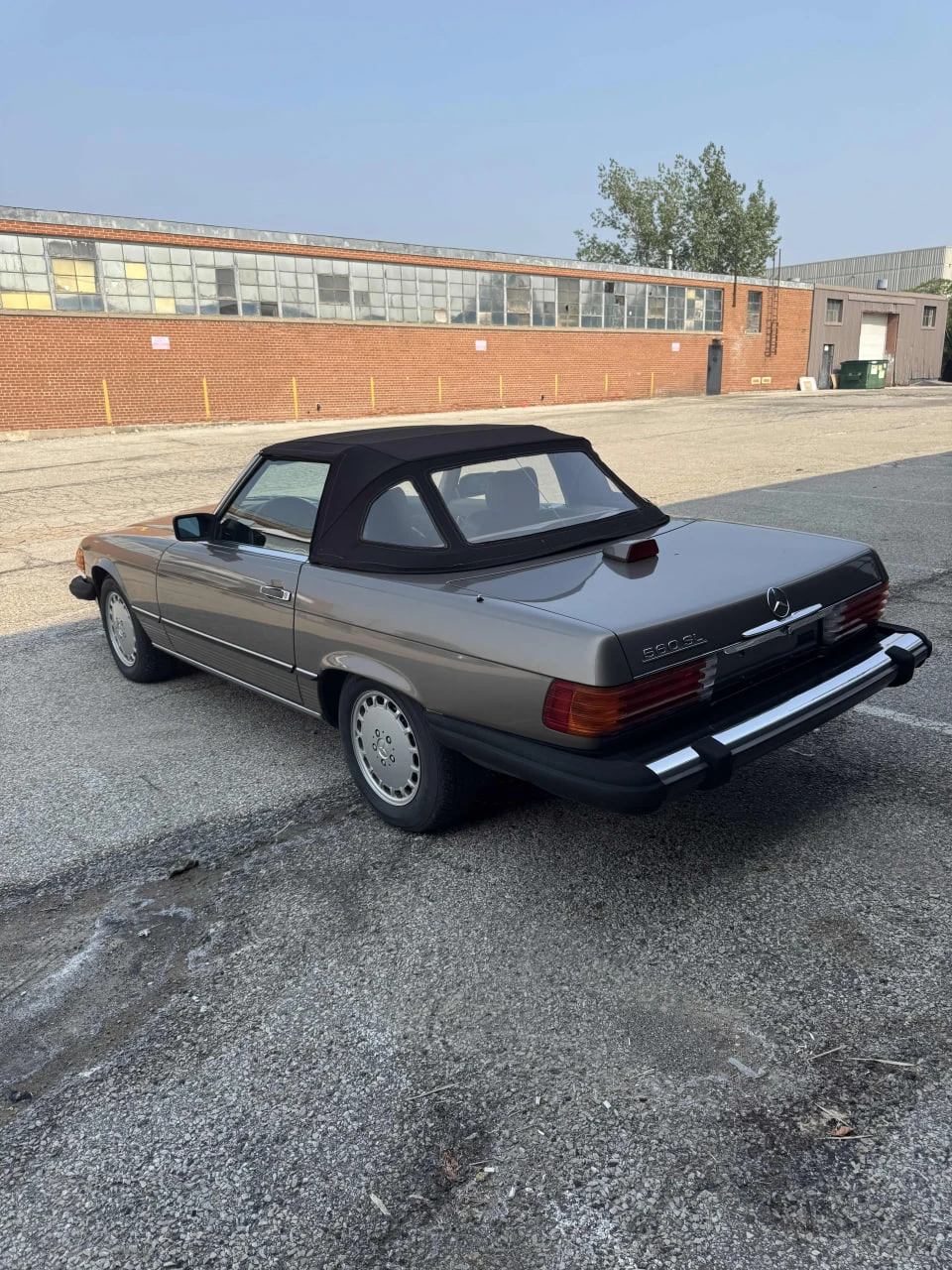 Mercedes-Benz 560 CARFAX* АВТОФИНАНСИРАНЕ* БЕЗ ПЪРВОНАЧАЛНА ВНОСКА*  - изображение 3