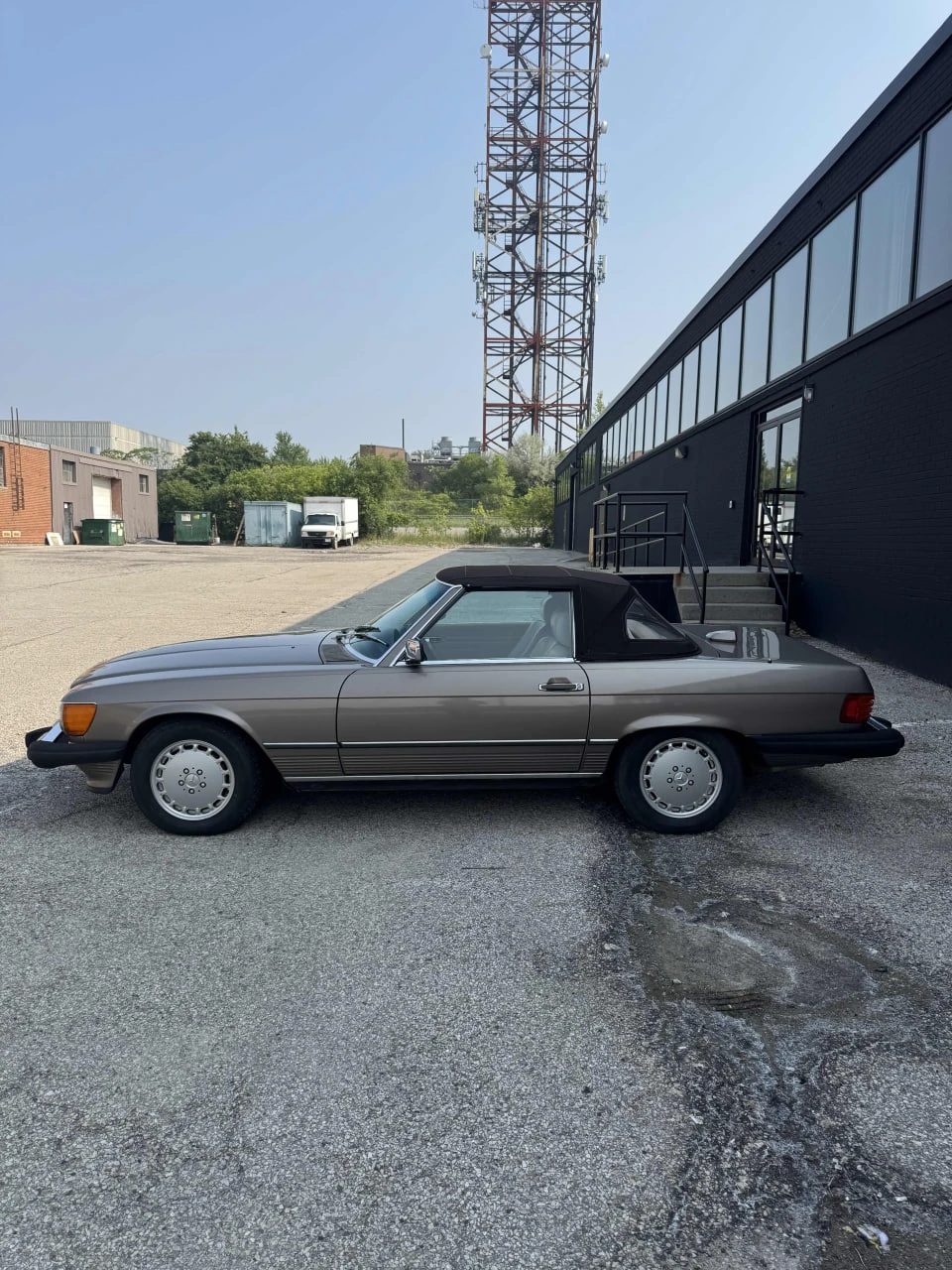 Mercedes-Benz 560 CARFAX* АВТОФИНАНСИРАНЕ* БЕЗ ПЪРВОНАЧАЛНА ВНОСКА*  - изображение 4