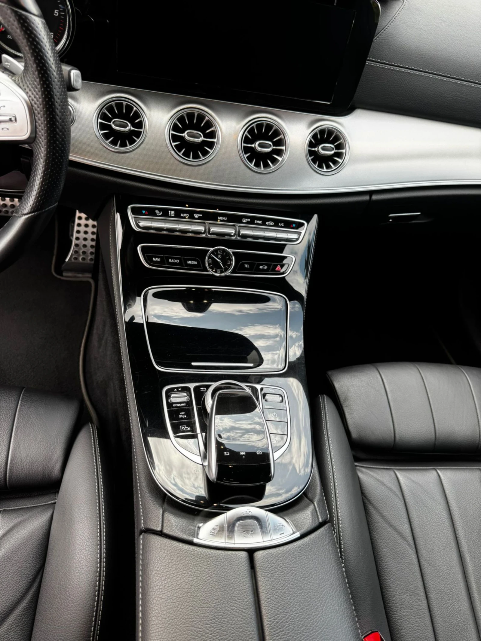 Mercedes-Benz E 220 AMG 57.000 km. Cabrio | Mobile.bg   15