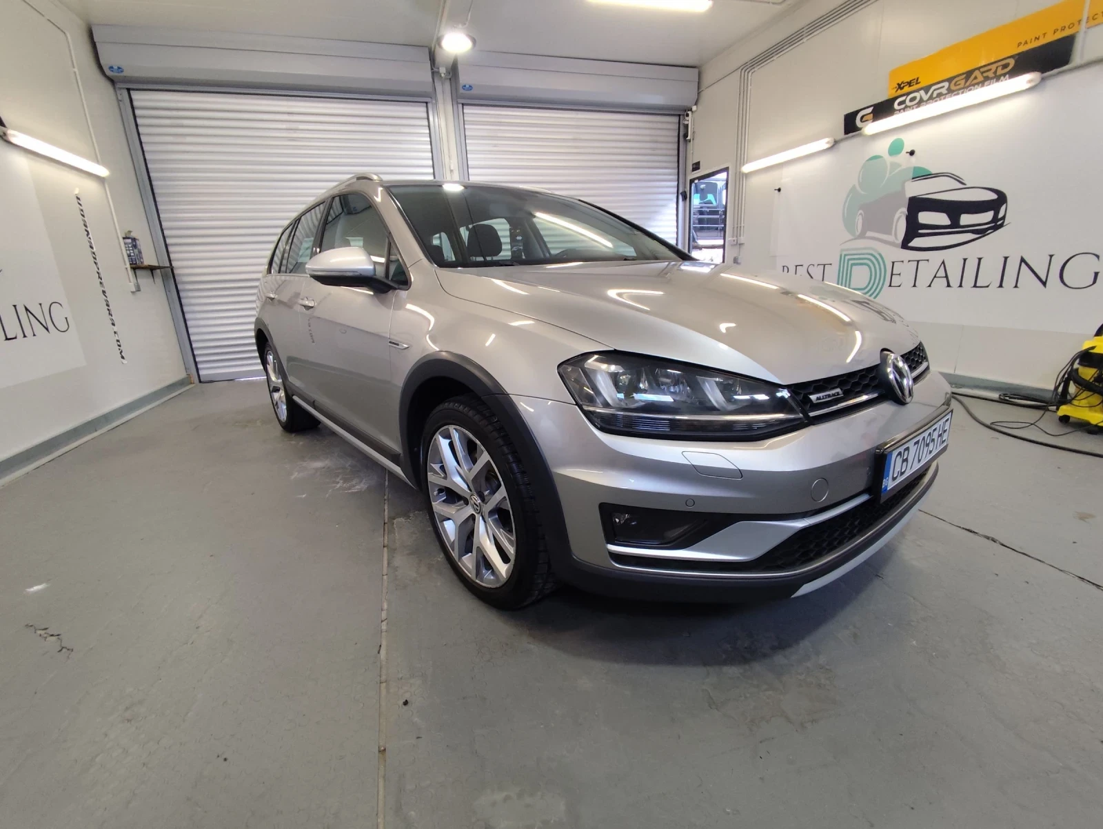 VW Golf AllTrack(4x4) 2.0Tdi Euro6B Dinamic Light DSG 6s - изображение 4