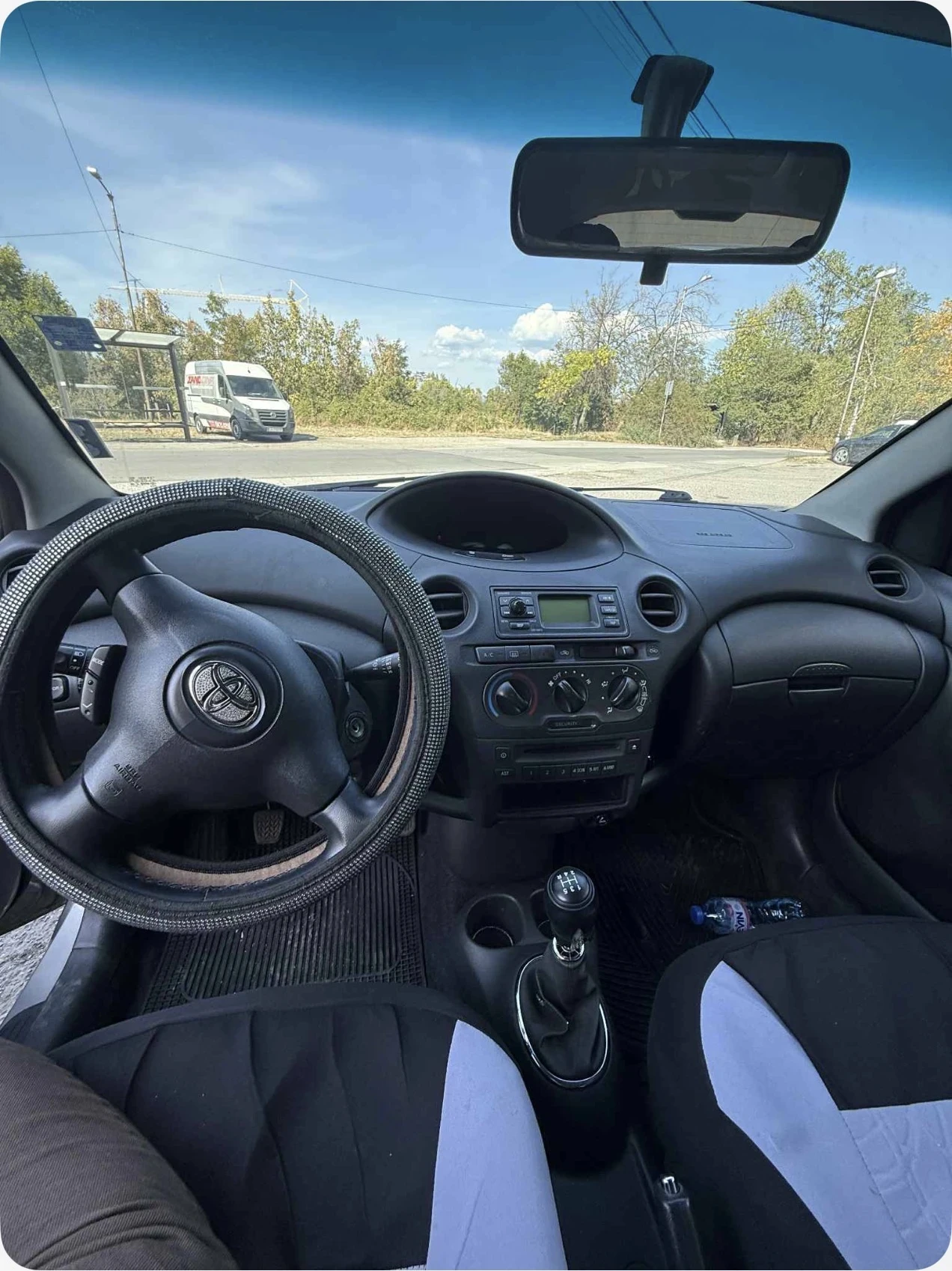 Toyota Yaris  - изображение 5