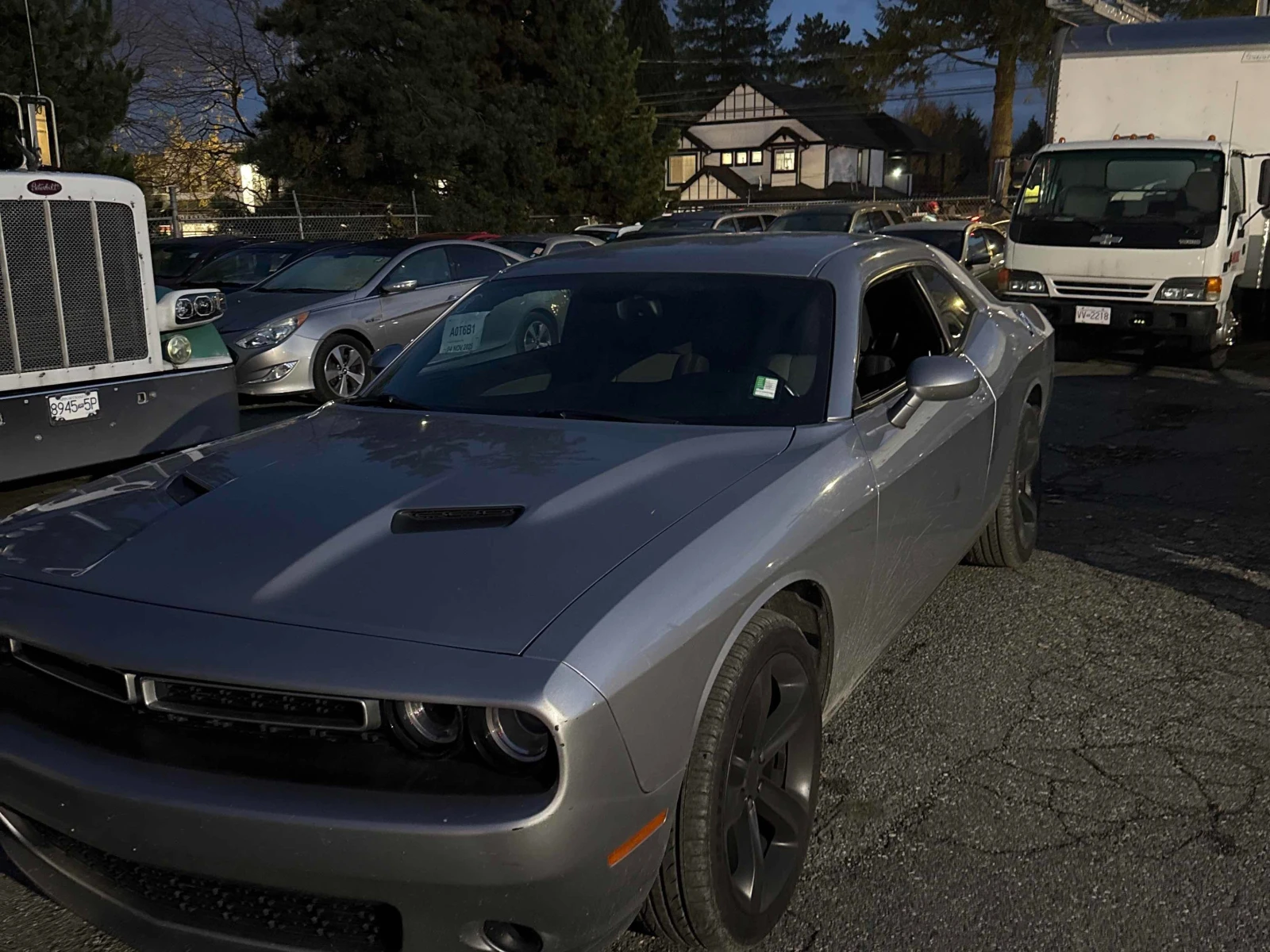 Dodge Challenger SXT * * CARFAX * *   * *  | Mobile.bg   1