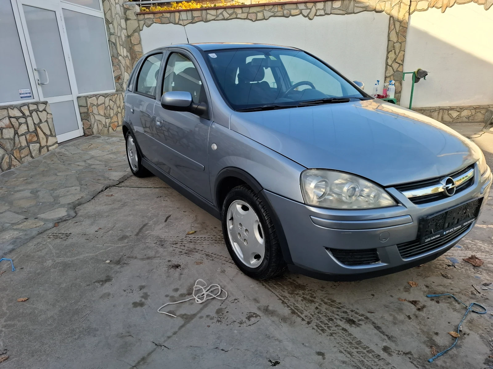 Opel Corsa 1.2 - изображение 2