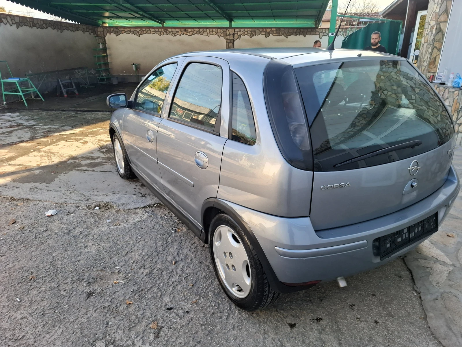 Opel Corsa 1.2 - изображение 6