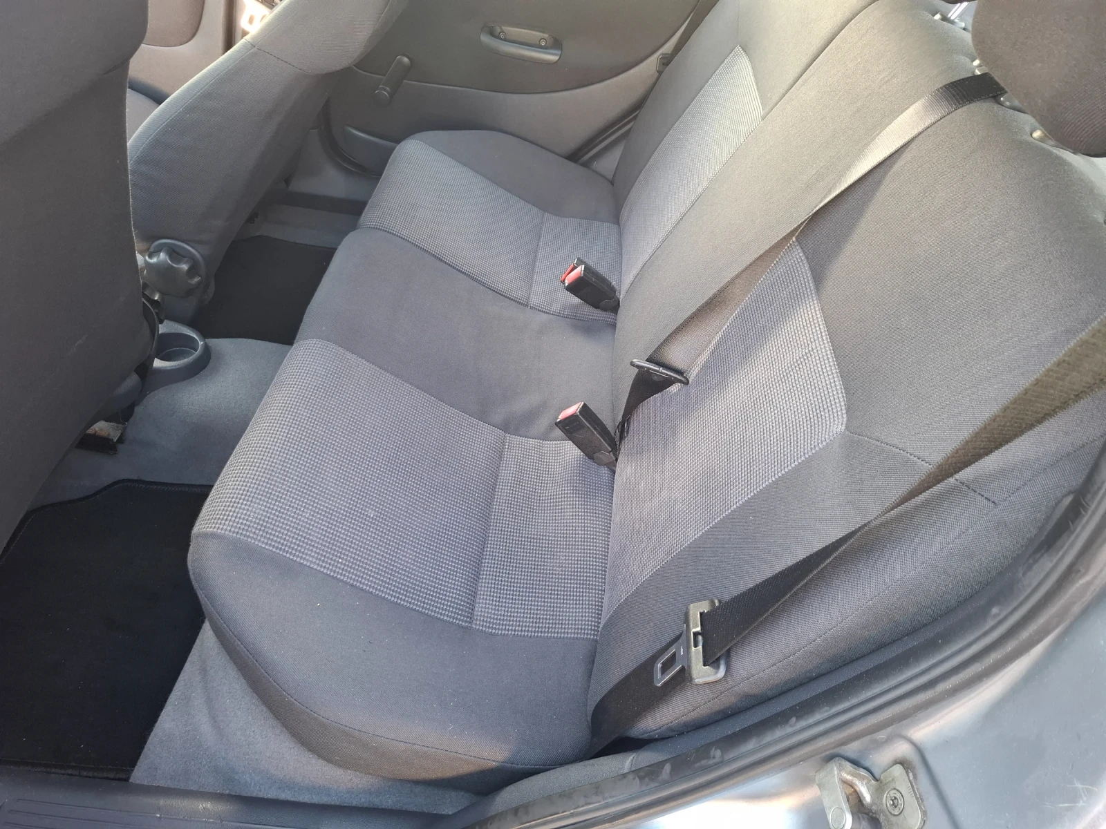 Opel Corsa 1.2 - изображение 10