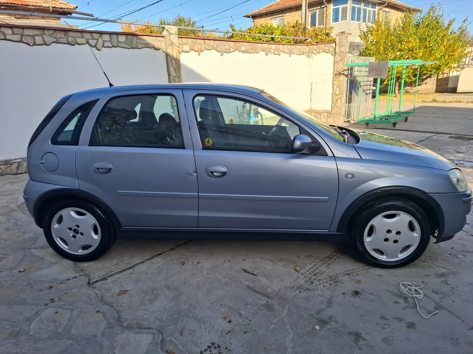 Opel Corsa 1.2 - изображение 3