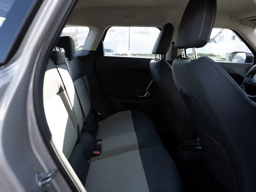 Mini Aceman E ESSENTIAL TRIM LED CAMERA, снимка 13 - Автомобили и джипове - 53865396