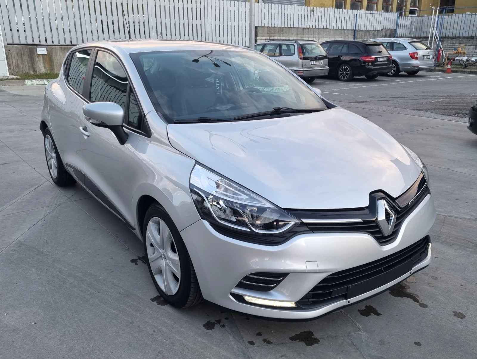 Renault Clio 1.5DCi 90hp FACELIFT, снимка 6 - Автомобили и джипове - 54184859