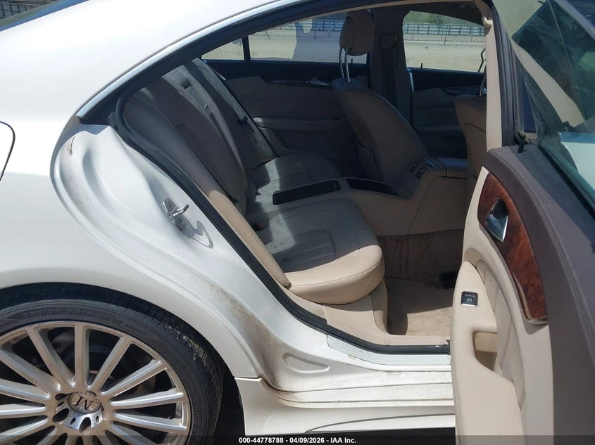 Mercedes-Benz CLS 400 3.0l, снимка 8 - Автомобили и джипове - 54356710