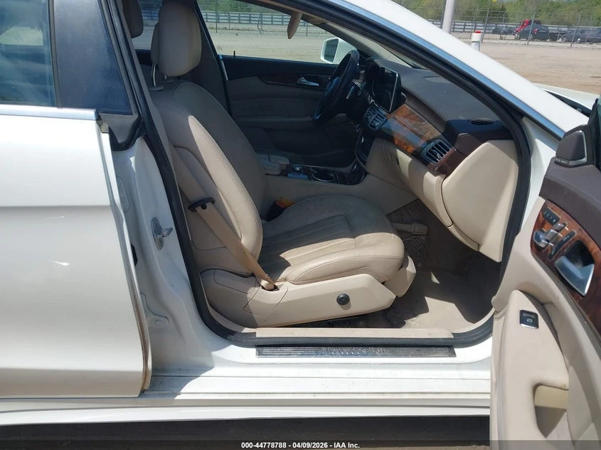 Mercedes-Benz CLS 400 3.0l, снимка 5 - Автомобили и джипове - 54356710