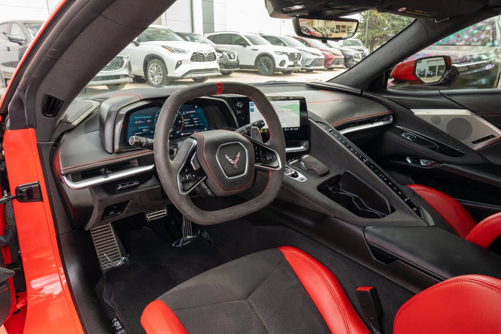Chevrolet Corvette Stingray 3LT Convertible RWD, снимка 11 - Автомобили и джипове - 54705213