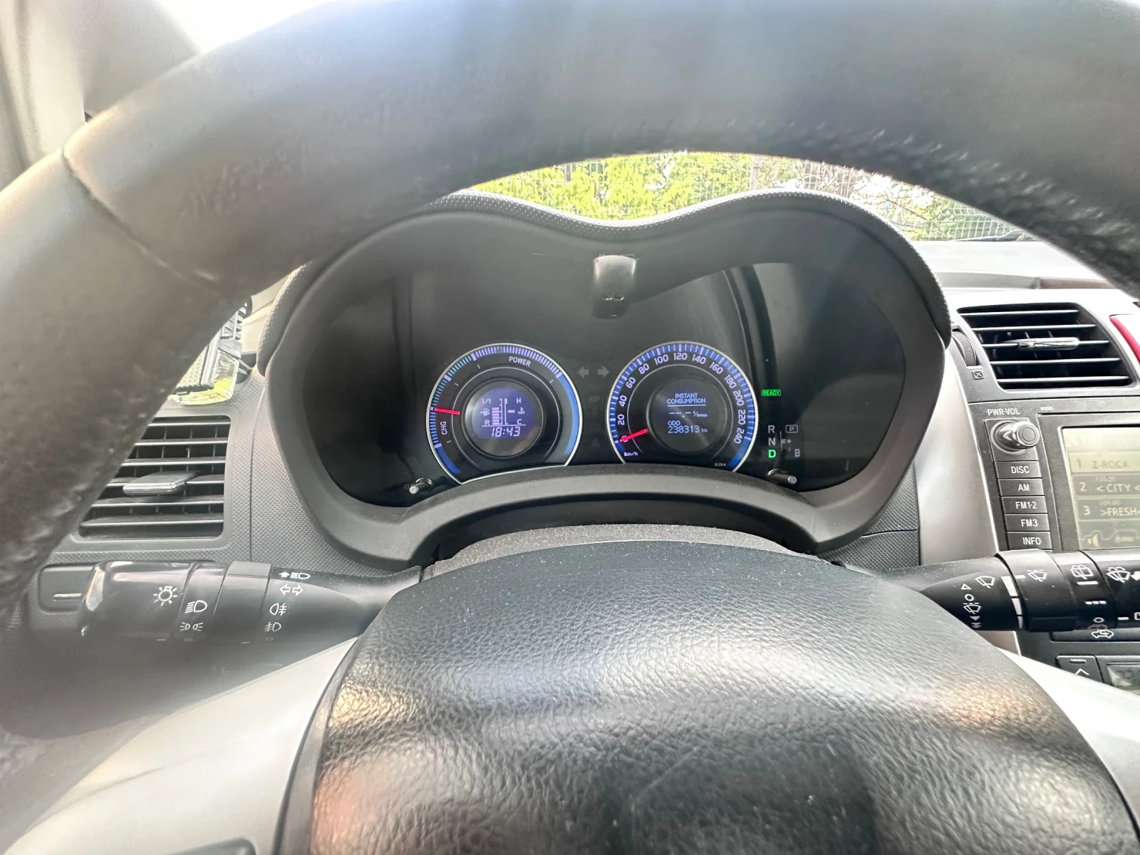 Toyota Auris, снимка 9 - Автомобили и джипове - 54824569