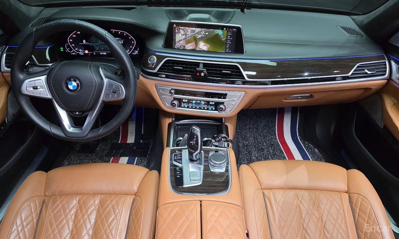 BMW 740 Li* XDRIVE* ОБДУХВАНЕ* HARMON* KARDON* ДИСТРОНИК* , снимка 7 - Автомобили и джипове - 55309150