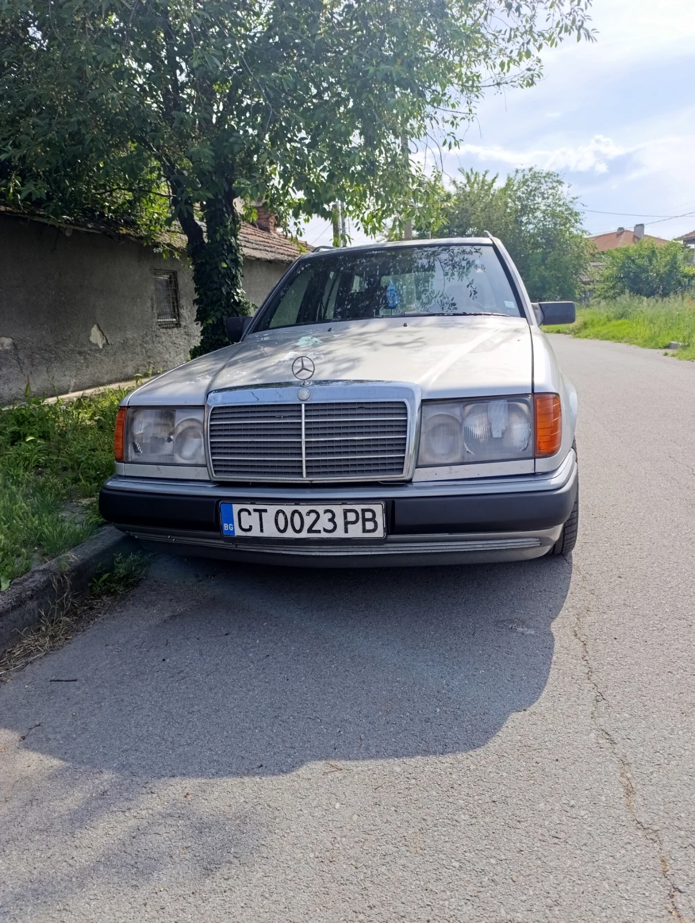 Mercedes-Benz 124 Т200 бензин-газ, снимка 2 - Автомобили и джипове - 55467387