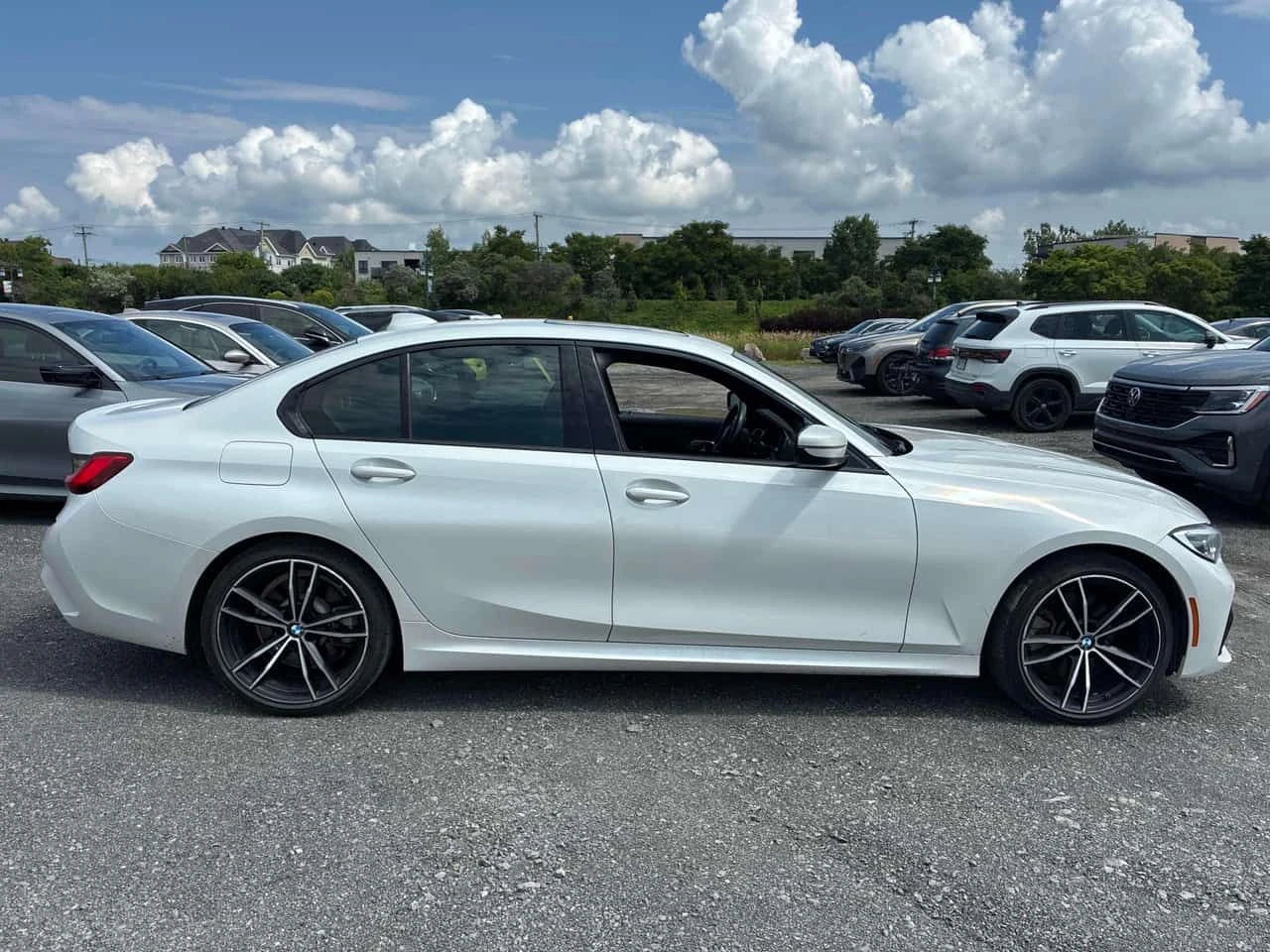 BMW 330 330i xDrive  CARFAX