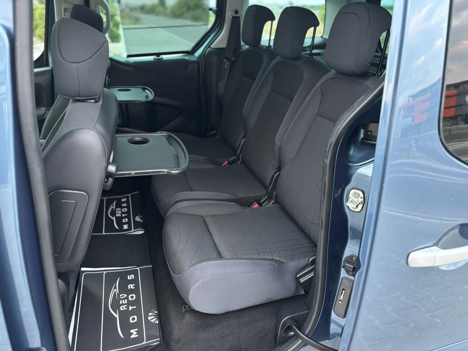 Peugeot Partner 1.6i/120кс/Теpe/Климатик/Евро5/Германия/, снимка 10 - Автомобили и джипове - 55590229