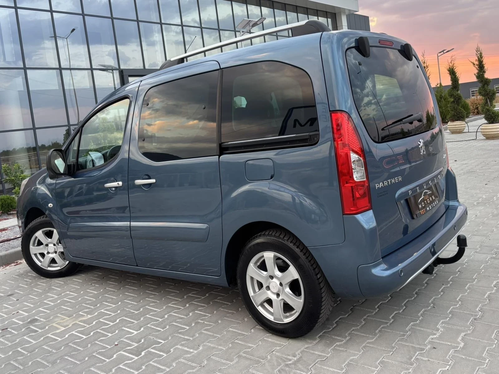 Peugeot Partner 1.6i/120кс/Теpe/Климатик/Евро5/Германия/, снимка 6 - Автомобили и джипове - 55590229