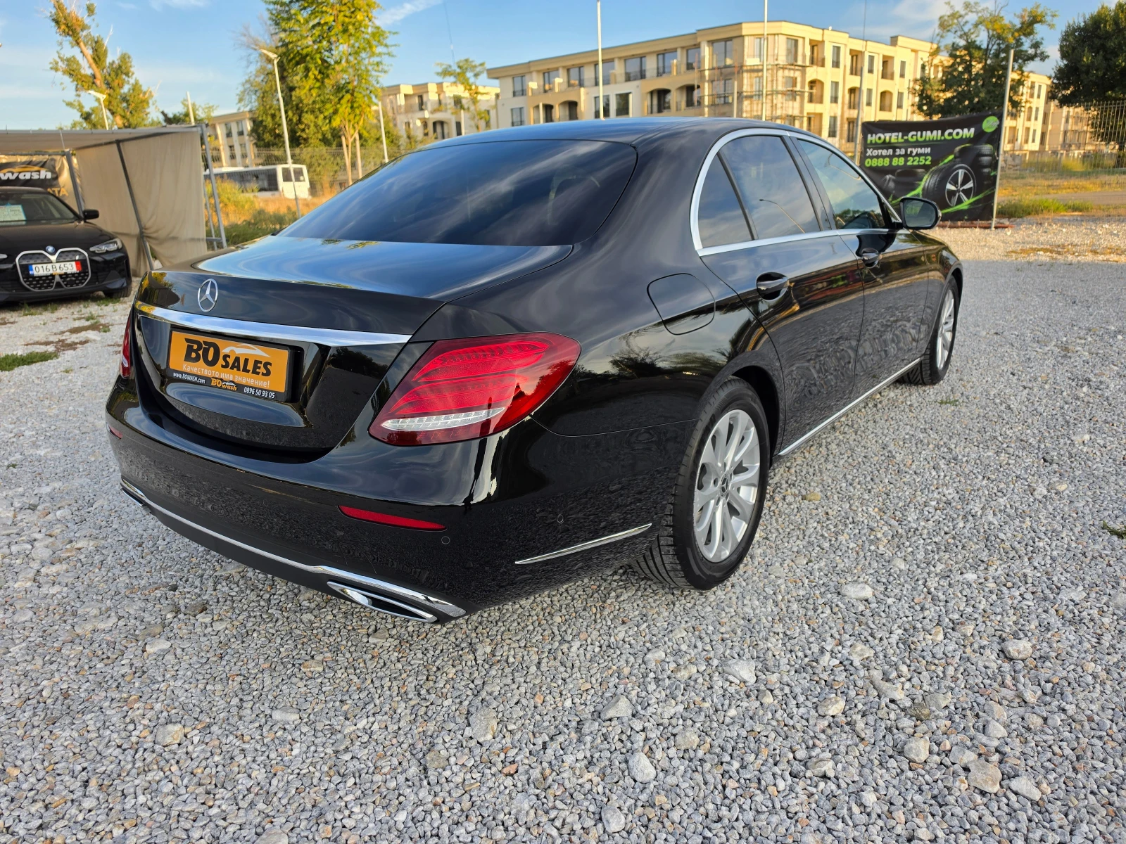 Mercedes-Benz E 220 Еlegance, снимка 8 - Автомобили и джипове - 56221061