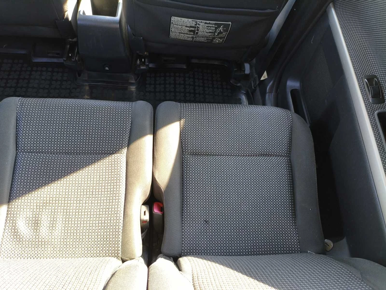 Toyota Corolla verso, снимка 13 - Автомобили и джипове - 56464697