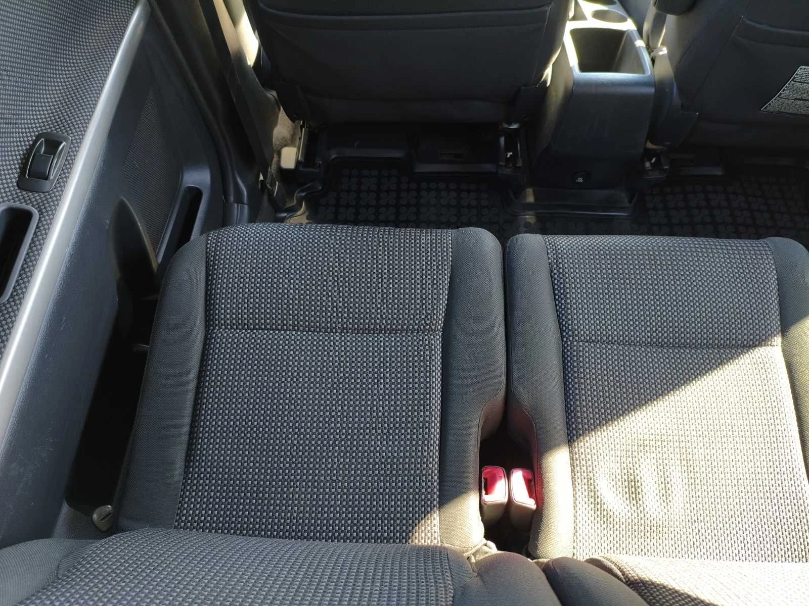 Toyota Corolla verso, снимка 12 - Автомобили и джипове - 56464697