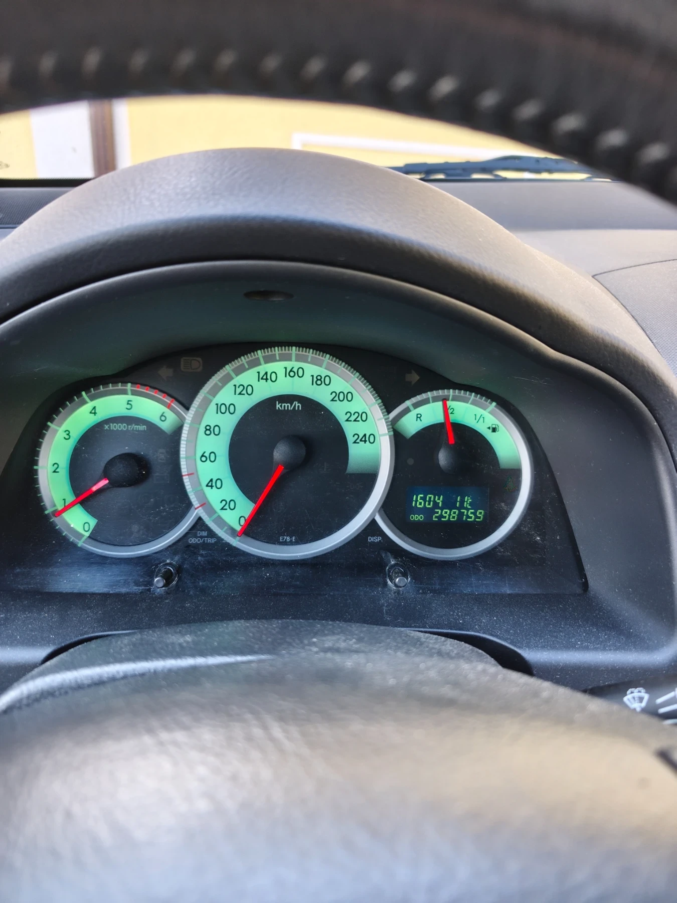 Toyota Corolla verso, снимка 12 - Автомобили и джипове - 56638397