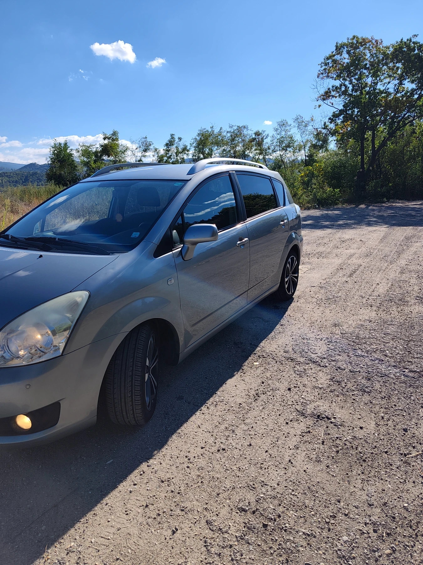 Toyota Corolla verso, снимка 2 - Автомобили и джипове - 56638397