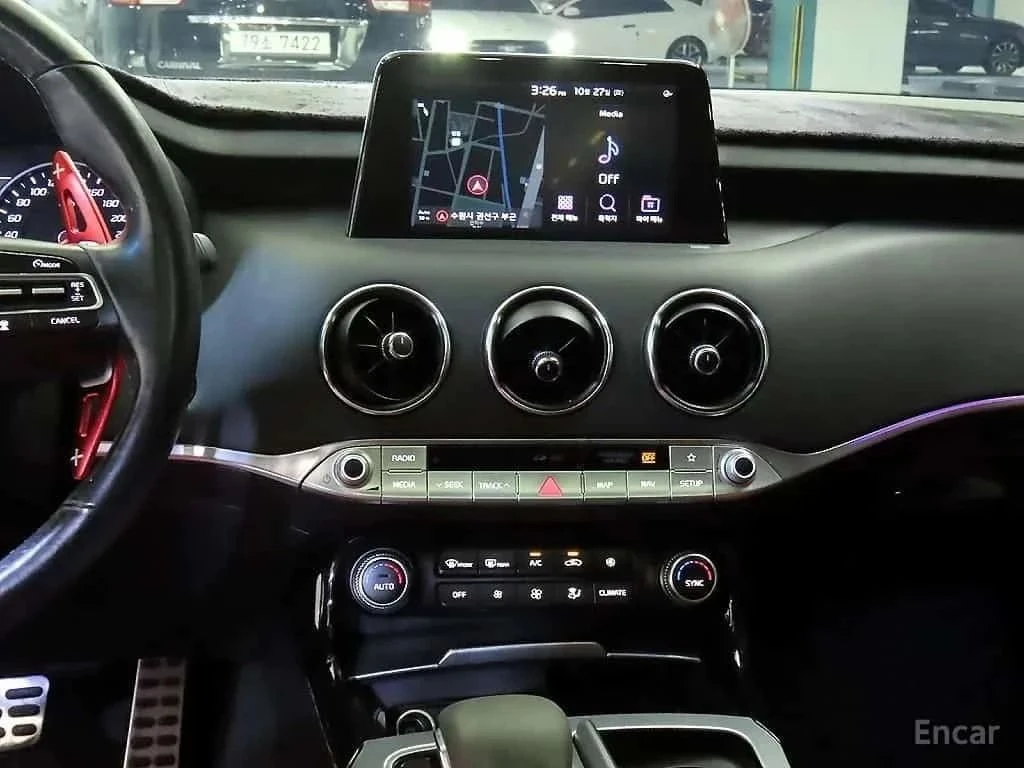 Kia Stinger, снимка 11 - Автомобили и джипове - 56707430