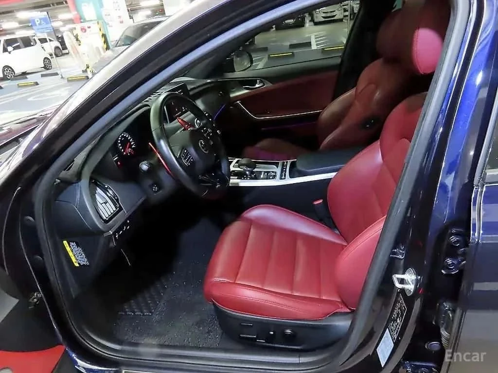 Kia Stinger, снимка 6 - Автомобили и джипове - 56707430