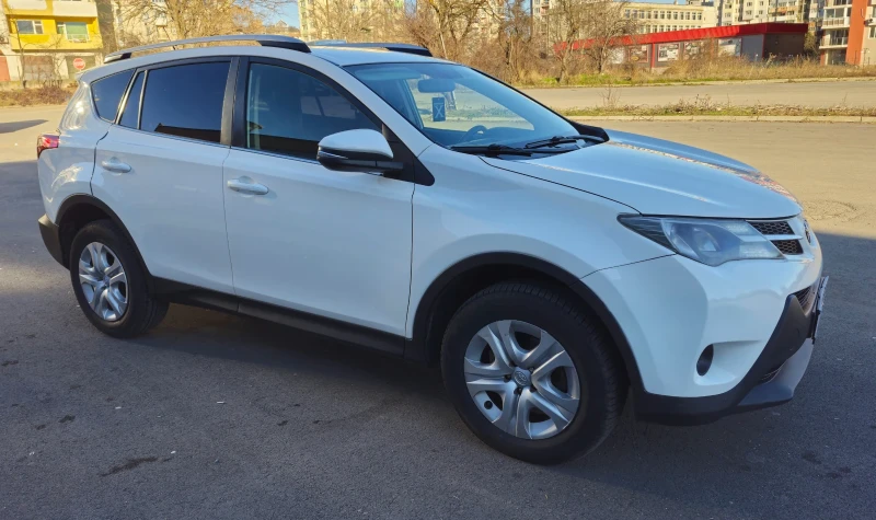 Toyota Rav4 D4D 2.0, снимка 5 - Автомобили и джипове - 48606467