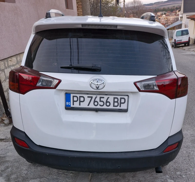 Toyota Rav4 D2D 2.0, снимка 3 - Автомобили и джипове - 48161457