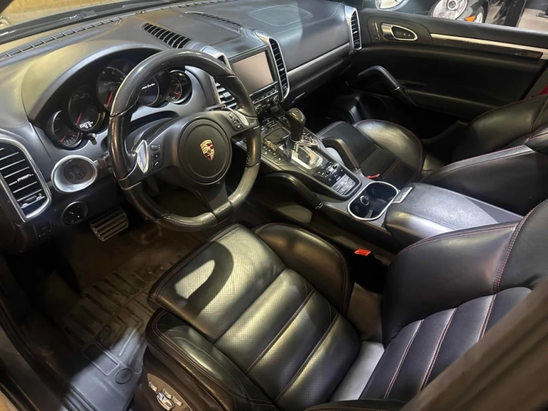 Porsche Cayenne TURBO AWD * ЛИЦЕНЗИРАН ДИЛЪР * , снимка 7 - Автомобили и джипове - 53304713