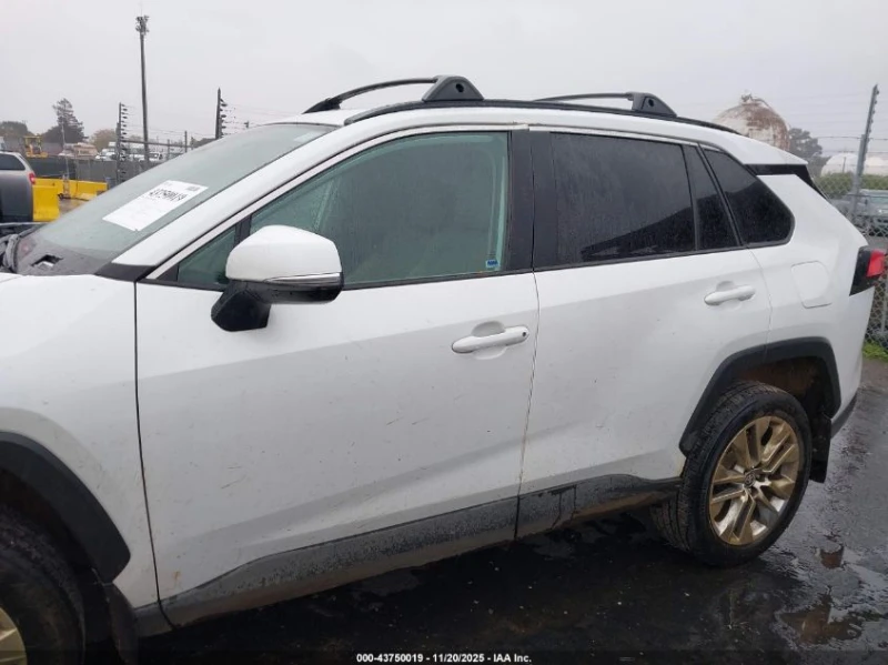 Toyota Rav4 2.5L I-4 DI, DOHC, VVT, 203HP Front Wheel Drive, снимка 6 - Автомобили и джипове - 53342764