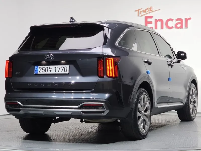 Kia Sorento 4Th Generation Diesel 2.2 4Wd Prestige, снимка 2 - Автомобили и джипове - 55539408