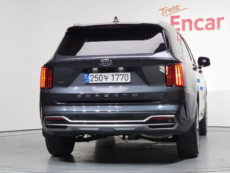 Kia Sorento 4Th Generation Diesel 2.2 4Wd Prestige, снимка 4 - Автомобили и джипове - 55539408