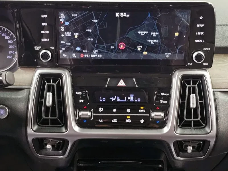Kia Sorento 4Th Generation Diesel 2.2 4Wd Prestige, снимка 12 - Автомобили и джипове - 55539408