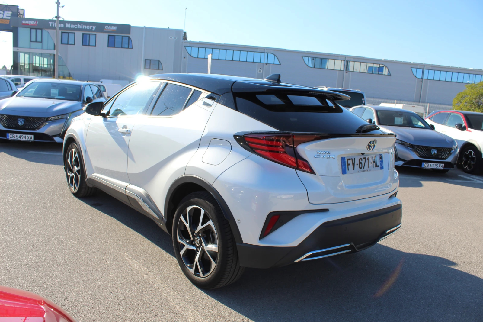 Toyota C-HR 2.0 HYBRID / 184 HP EAT E6 - изображение 4