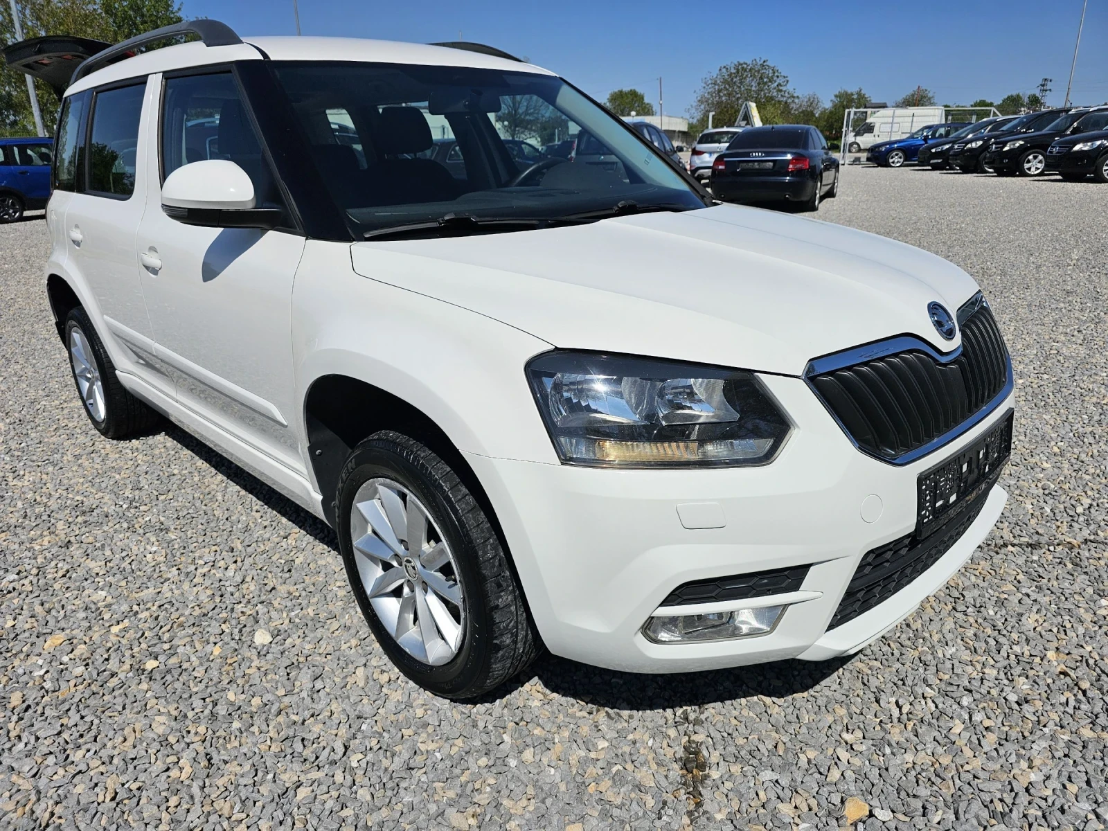 Skoda Yeti 2.0tdi 110p.s. DSG - изображение 3