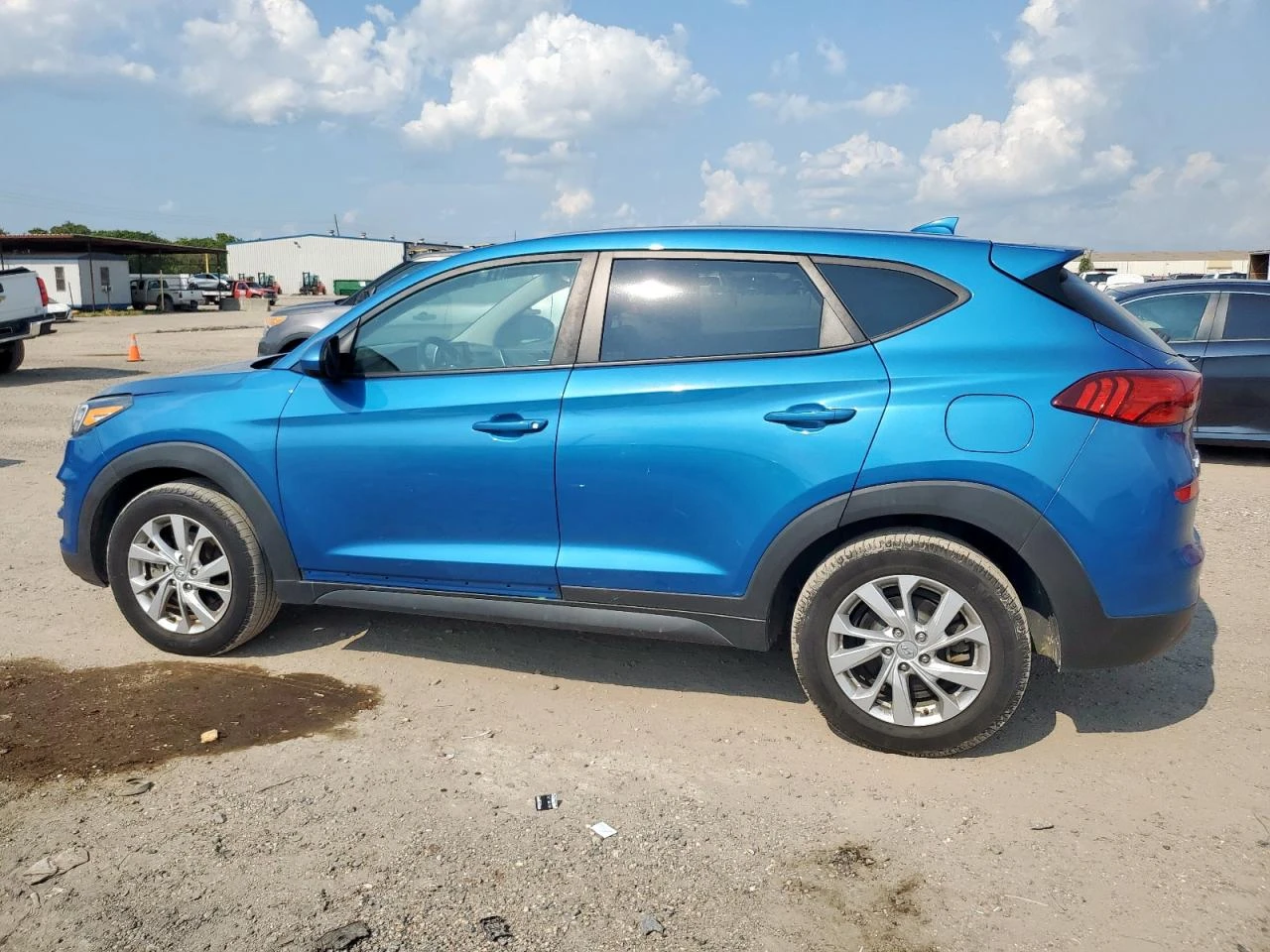 Hyundai Tucson SE 2.0L 4X4 * КЛИП НА ДВИГАТЕЛ* * ЛИЗИНГ*  - изображение 3