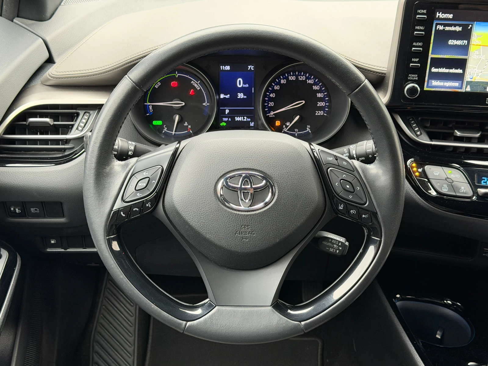 Toyota C-HR 2.0i* 184*        | Mobile.bg   12