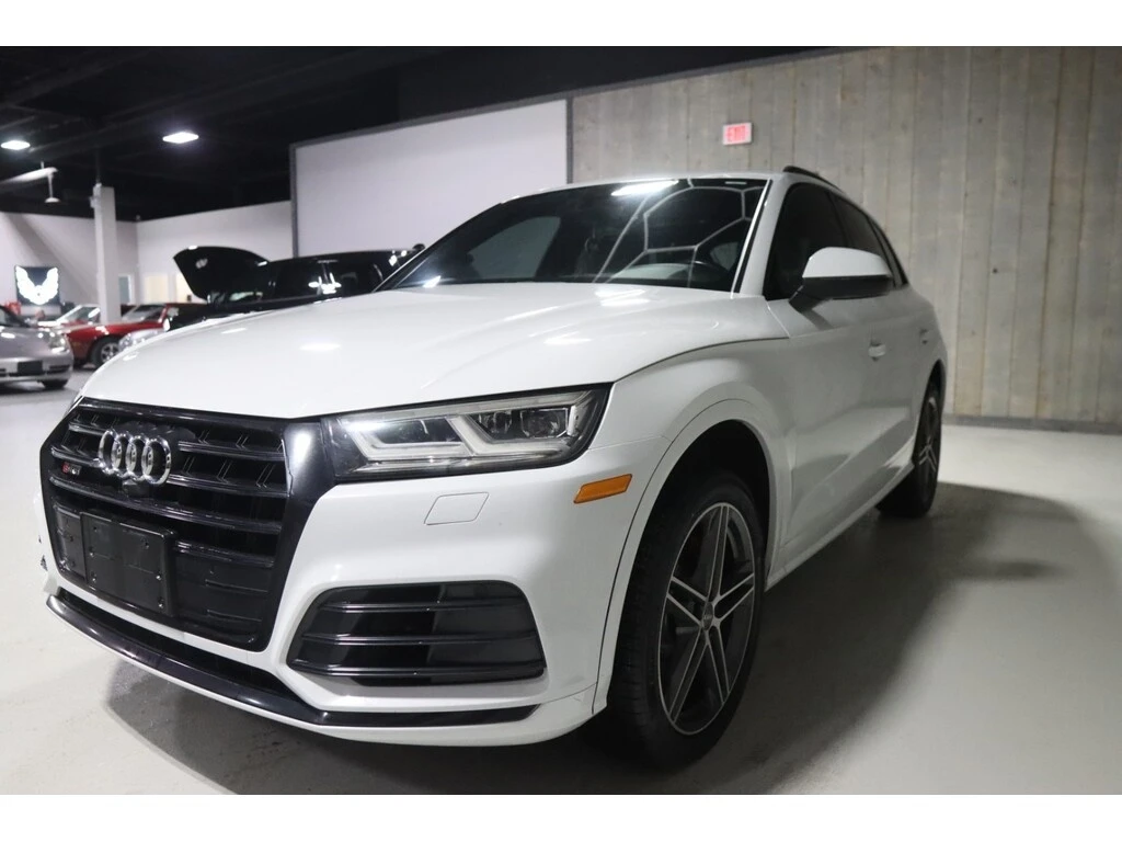Audi SQ5 * TECHNIK 3.0T| FULL SERVICE RECORDS| BLACK OPTICS | Mobile.bg � ����������� 1