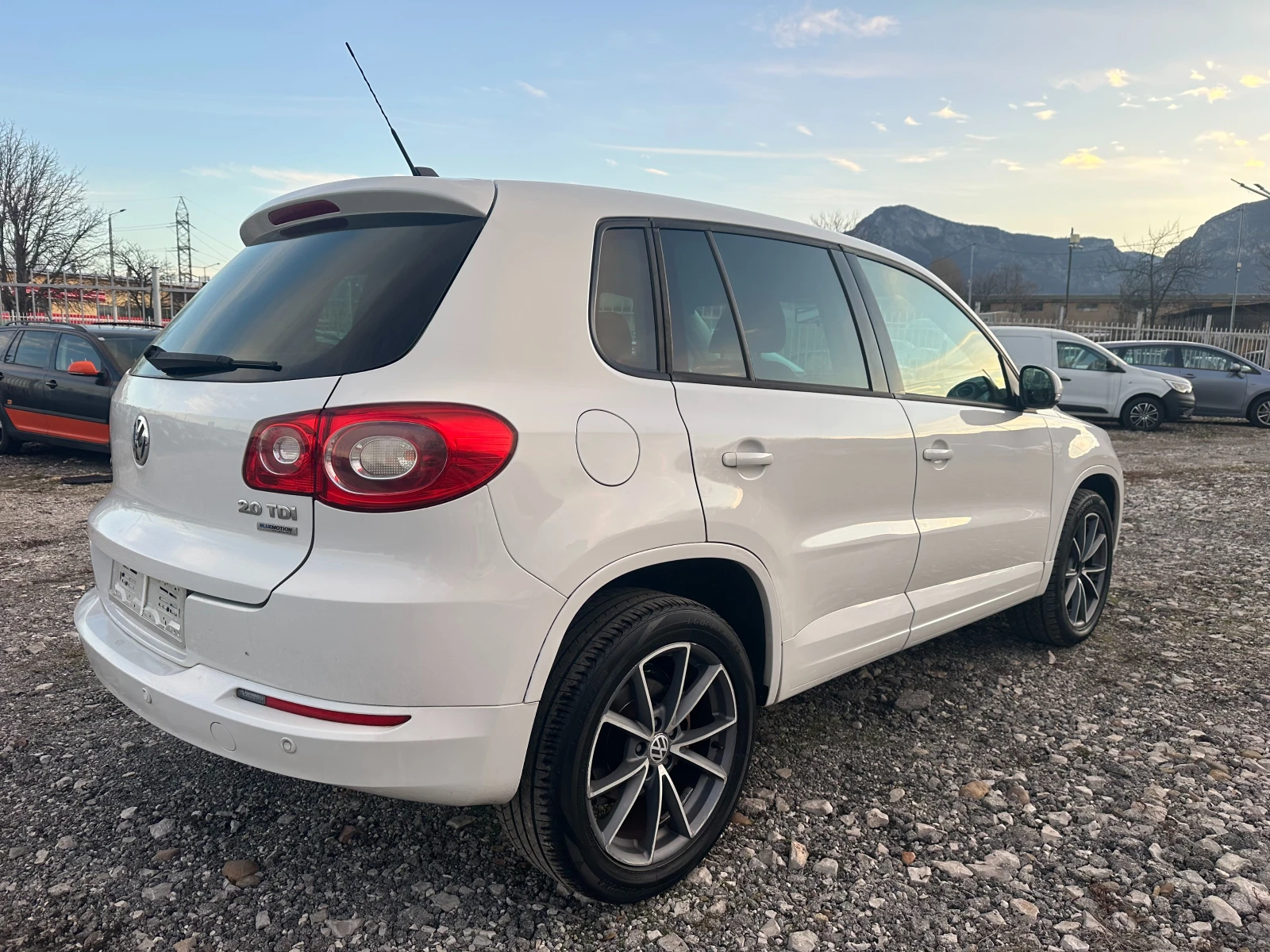 VW Tiguan 2.0TDI 140kc 4X4 ITALIA NAVI - изображение 7