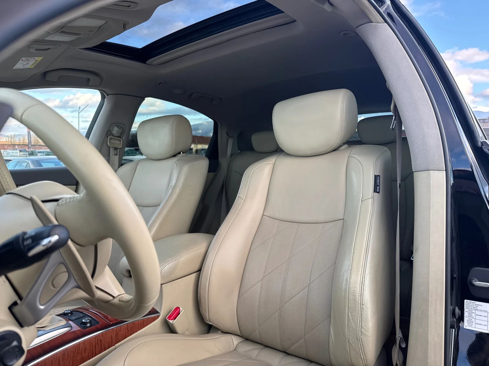 Infiniti QX70 | Mobile.bg � ����������� 9