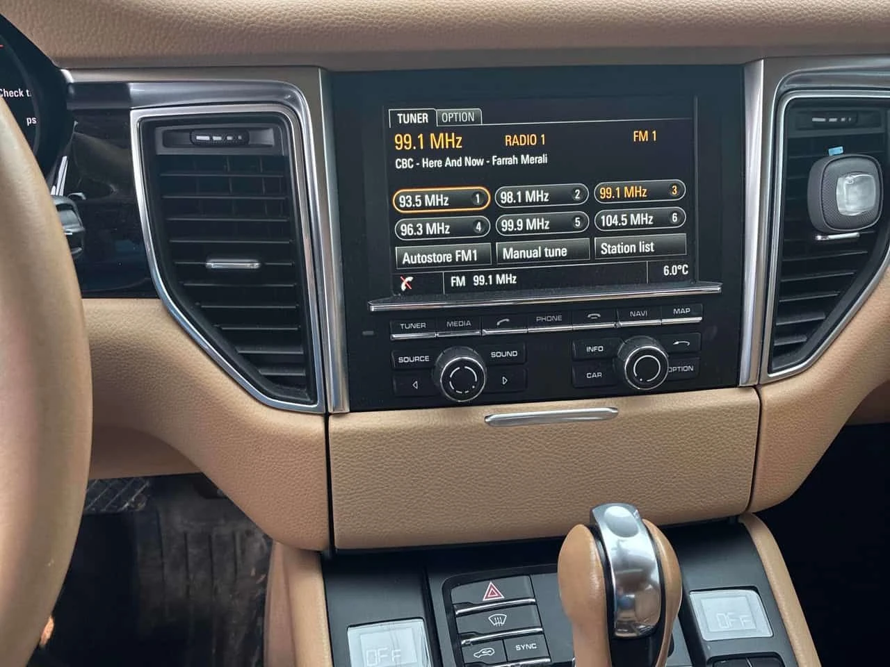 Porsche Macan * S * PANO* KEYLESS* ПОДГРЕВ* , снимка 9 - Автомобили и джипове - 54177911