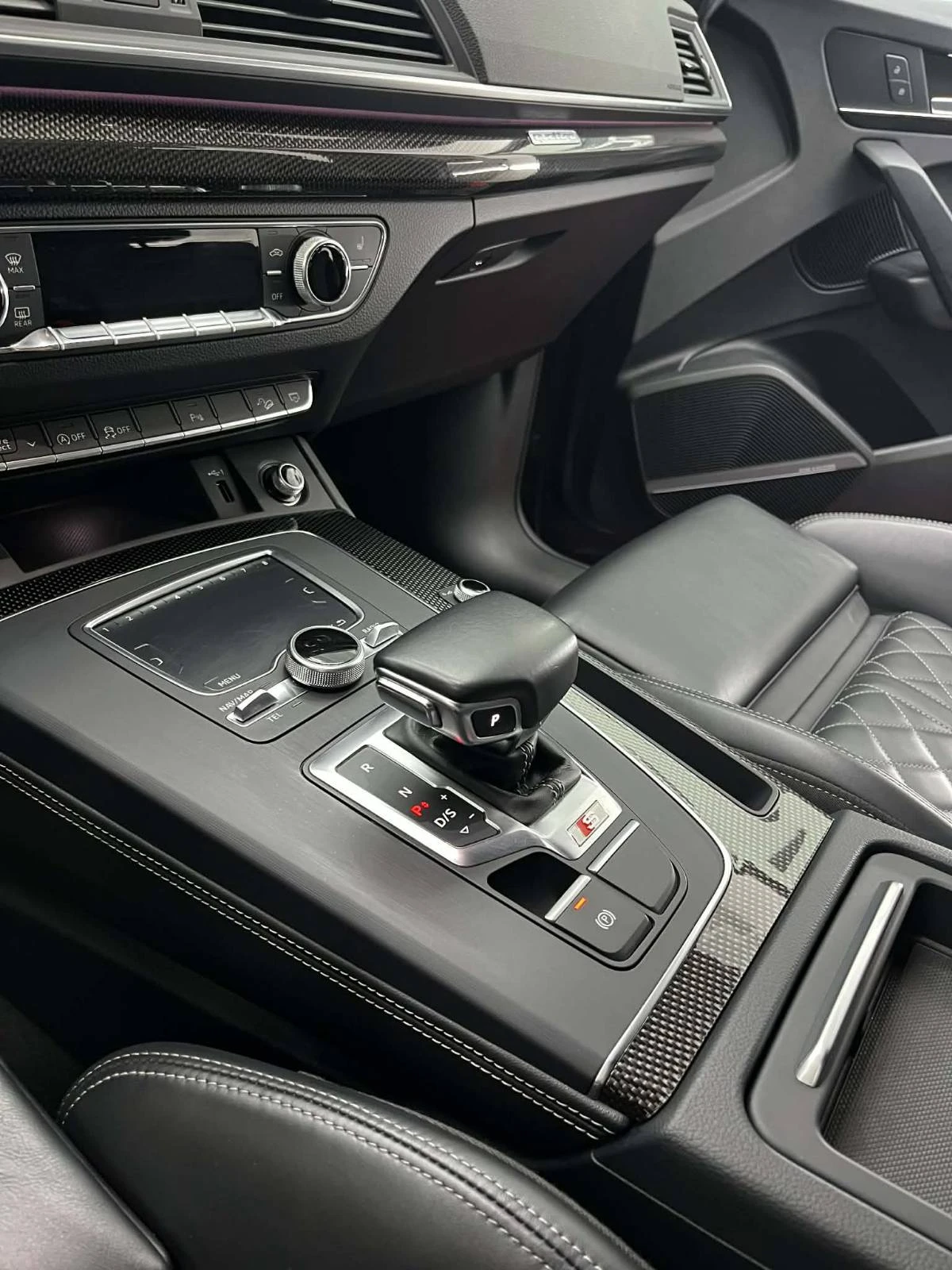 Audi SQ5 3.0 TFSI, снимка 5 - Автомобили и джипове - 54305952