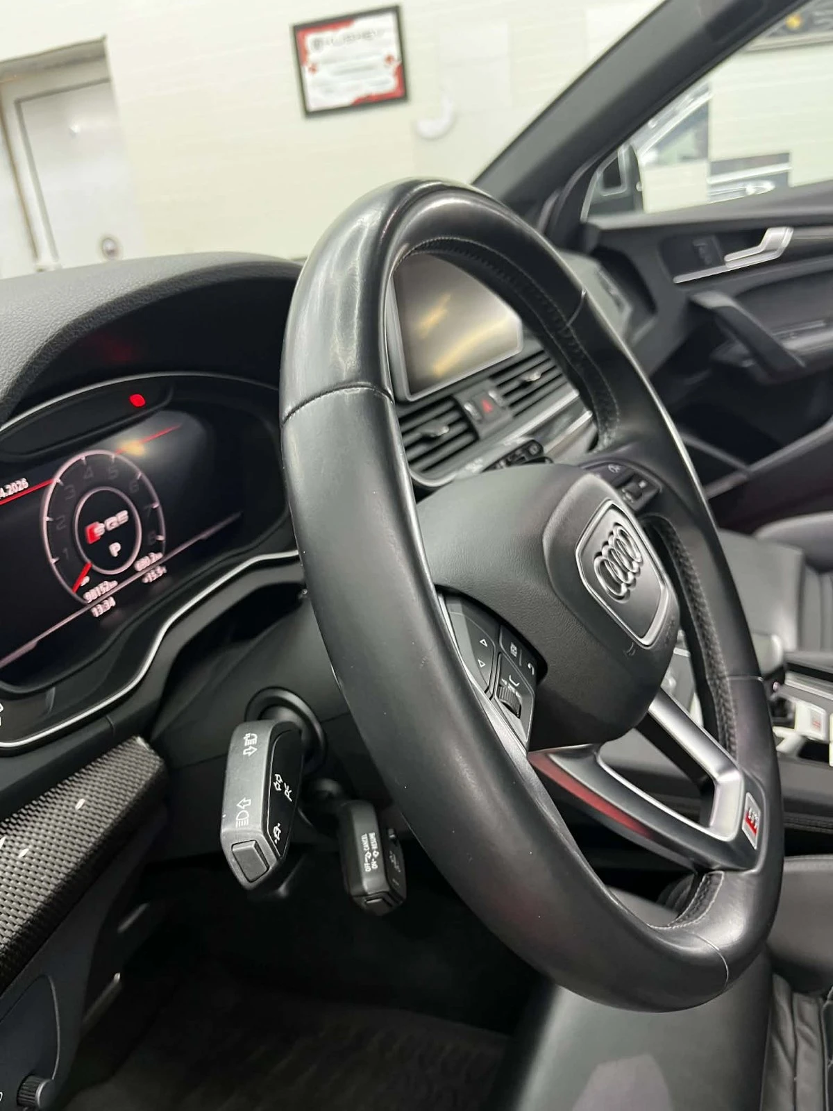 Audi SQ5 3.0 TFSI, снимка 12 - Автомобили и джипове - 54305952